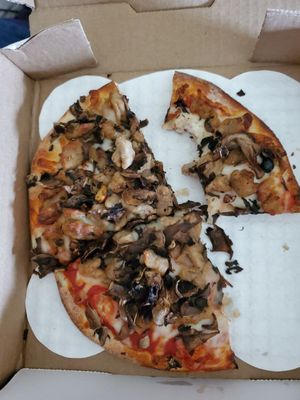 Southpaws Pizza and Sports Bar by null