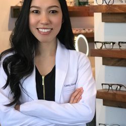 EyeQ Vision - Dr. Kimmy Kirscht practices Adult & Pediatric Therapeutic Optometry & Specializes Complex Contact Lens Fittings.