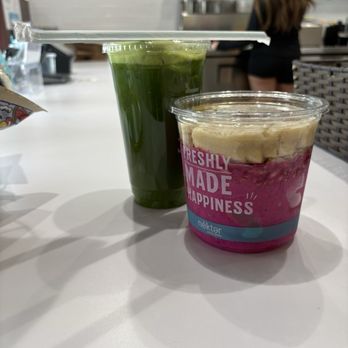 Nekter Juice Bar - The greenie and dragon fruit bowl - yumm!! - Juice Bars & Smoothies Near Me - Gambrills, Maryland Nekter Juice Bar - The greenie and dragon fruit bowl - yumm!! - Juice Bars & Smoothies Near Me - Gambrills, Maryland
