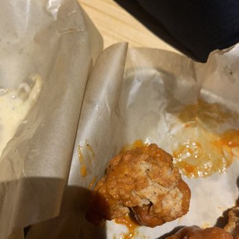 Buffalo Wild Wings - cold and barley any sauce on anything - American Near Me - Lexington, Kentucky Buffalo Wild Wings - cold and barley any sauce on anything - American Near Me - Lexington, Kentucky