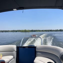 Sam's Dock - Silver Lake Marina - Our kiddos have a great day on the lake!