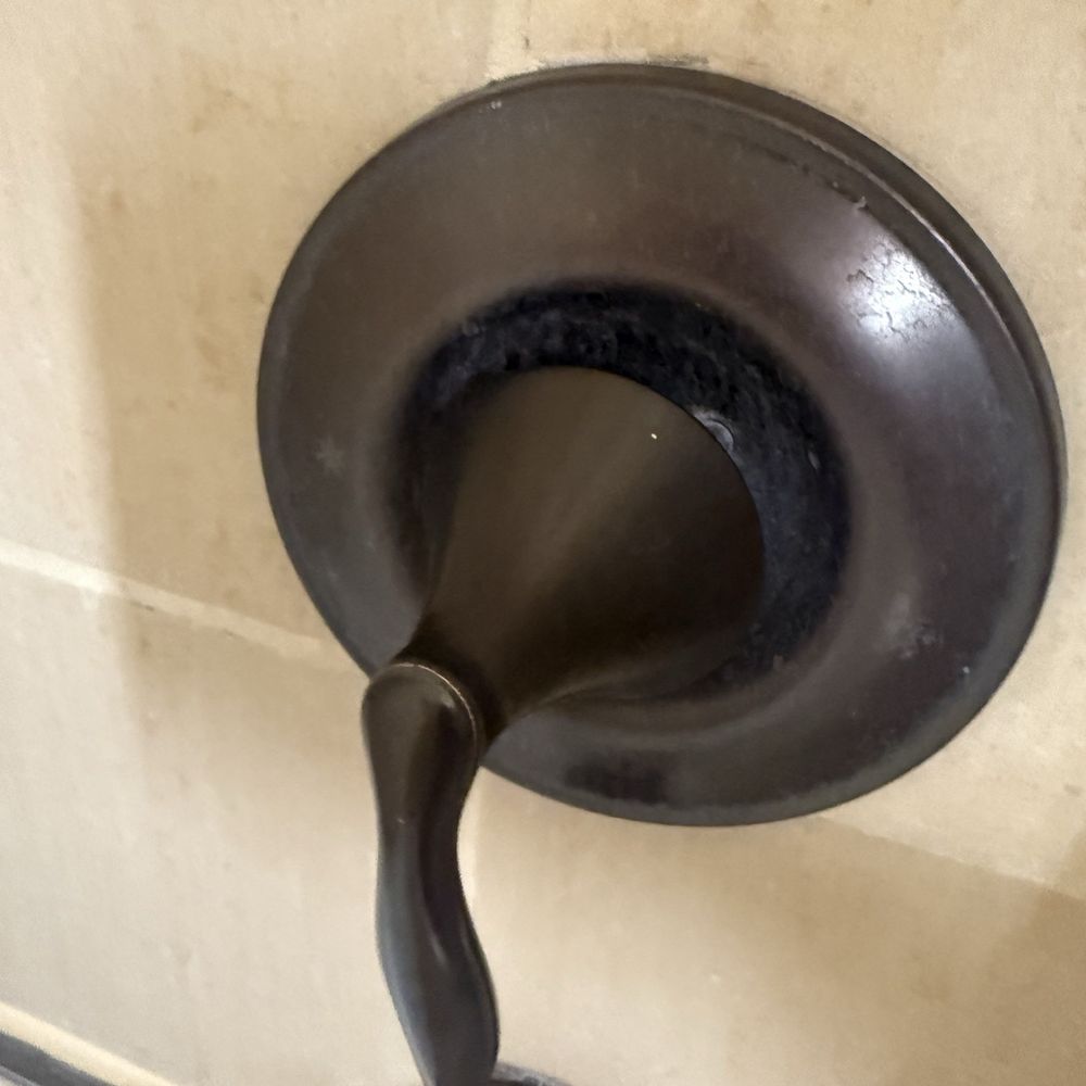 Emily Morgan - A DoubleTree by Hilton - Super dirty bathroom fixtures - Hotels Near Me - San Antonio, Texas Emily Morgan - A DoubleTree by Hilton - Super dirty bathroom fixtures - Hotels Near Me - San Antonio, Texas