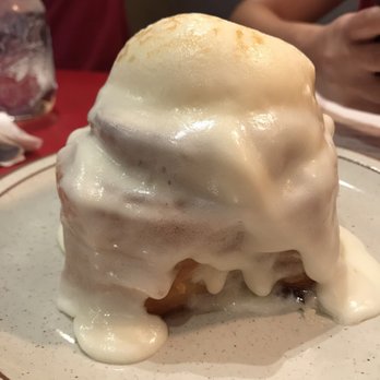 Denver Biscuit Co. - Colfax - Cinnamon roll - Sandwiches Near Me - Denver, Colorado