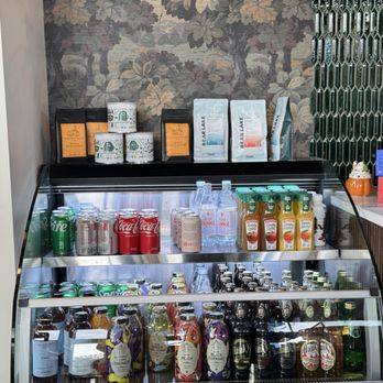 Coco & Maple - Cold drinks - Coffee & Tea Near Me - Mount Prospect, Illinois
