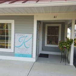 Studio KTM Hair Salon - Studio KTM is located at the east end of commercial storefronts on Firehouse Lane in Red Hook.