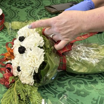 Four Season's Florist - Florists Near Me - Clarksville, Tennessee Four Season's Florist - Florists Near Me - Clarksville, Tennessee