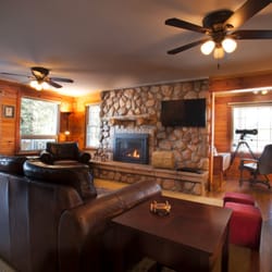 Au Sable Riverview Resort - Lodge living room.