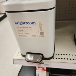Deal on a small trash can