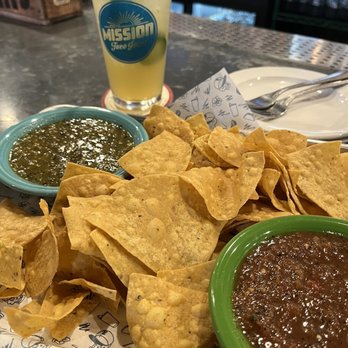 Session Taco - Chips and salsa - Cocktail Bars Near Me - Kansas City, Missouri Session Taco - Chips and salsa - Cocktail Bars Near Me - Kansas City, Missouri