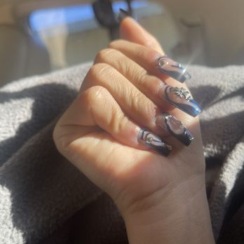Sassy Nails & Spa - Nail Salons Near Me - Sacramento, California