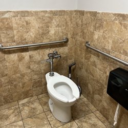 Marden's - 04/21/2026 clean bathroom