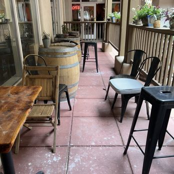 Tumbleroot Pottery Pub - An outside area to have a drink and a light snack - Bars Near Me - Santa Fe, New Mexico