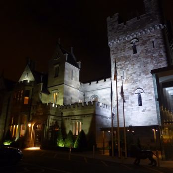 Clontarf Castle Hotel - Clontarf castle hotel at night - Hotels Near Me - Dublin, D