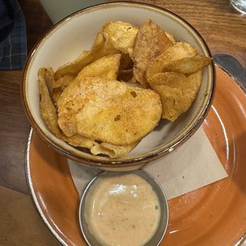Lazy Dog Restaurant & Bar - Tangy BBQ Chips - New American Near Me - Plano, Texas