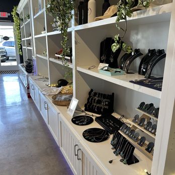 BlendzUP - They also sell crystals and jewelry! - Acai Bowls Near Me - Redondo Beach, California BlendzUP - They also sell crystals and jewelry! - Acai Bowls Near Me - Redondo Beach, California