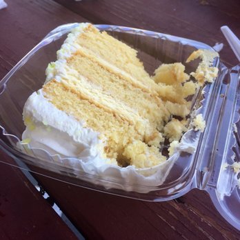 Lannie's Bar-B-Q Spot - Lemon cake - Barbeque Near Me - Selma, Alabama