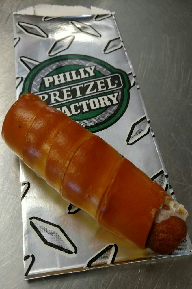 PHILLY PRETZEL FACTORY Updated October 2024 555 S 2nd St Pike