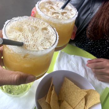 La Esquina - UES - El Macizo Con Fruta Margaritas - Mexican Near Me - New York, New York La Esquina - UES - El Macizo Con Fruta Margaritas - Mexican Near Me - New York, New York