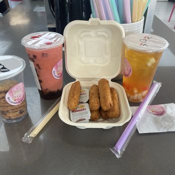 Bubble Boba - Counter table. Cookies. (#33) Strawberry Banana Smoothie + Coffee Jelly, Mozzarella Sticks + Marinara, (#14) Jasmine Tea + Mixed Jelly - Bubble Tea Near Me - Houston, Texas Bubble Boba - Counter table. Cookies. (#33) Strawberry Banana Smoothie + Coffee Jelly, Mozzarella Sticks + Marinara, (#14) Jasmine Tea + Mixed Jelly - Bubble Tea Near Me - Houston, Texas