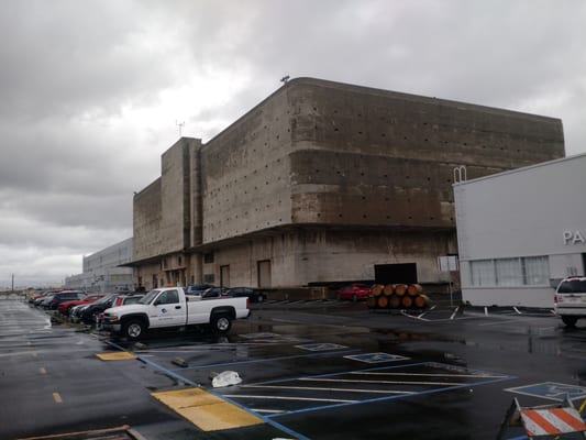 Riggers Loft Wine Company-R&B Cellars by null