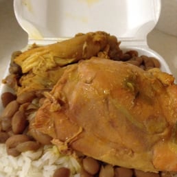 Small chicken with rice and beans Small chicken with rice and beans