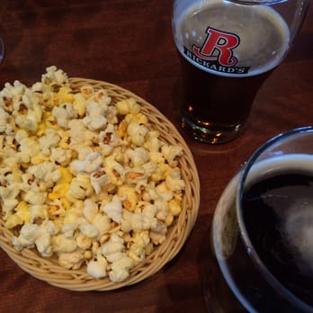 La Cage - Popcorn and beer - Sports Bars Near Me - Saint-Jerome, Quebec La Cage - Popcorn and beer - Sports Bars Near Me - Saint-Jerome, Quebec