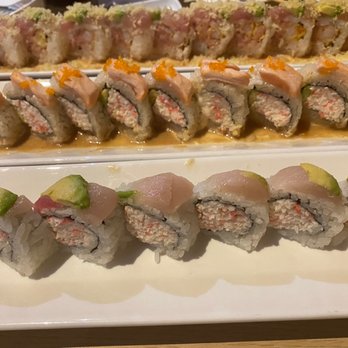 Sushi Enya - Pasadena - From top: Tiger Crunch Roll, Baked Salmon Roll, Rainbow Roll - Sushi Bars Near Me - Pasadena, California Sushi Enya - Pasadena - From top: Tiger Crunch Roll, Baked Salmon Roll, Rainbow Roll - Sushi Bars Near Me - Pasadena, California