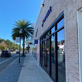 Hyde Park Village - Shopping Centers Near Me - Tampa, Florida
