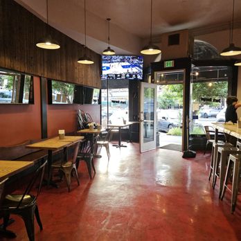 Park Burger - Interior - Hot Dogs Near Me - Oakland, California Park Burger - Interior - Hot Dogs Near Me - Oakland, California