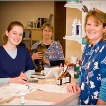 Cottonwood Veterinary Center - Veterinarians Near Me - Jenison, Michigan Cottonwood Veterinary Center - Veterinarians Near Me - Jenison, Michigan