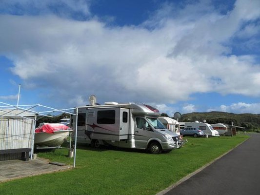 Raglan Holiday Park by null