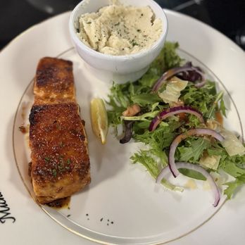 Michael's Restaurant - Salmon w/ Garlic Mash - American Near Me - Upper Marlboro, Maryland
