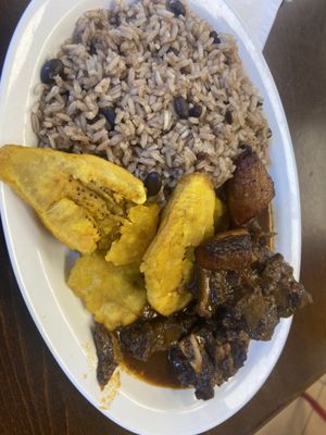 La Parada Dominican Kitchen by null