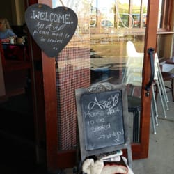 Ave Cucina & Cafe
