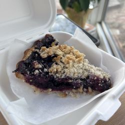 Farmers Daughters Cafe - Homemade blueberry pie