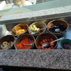 Mhenam - Only salad bar is kinda replenished
