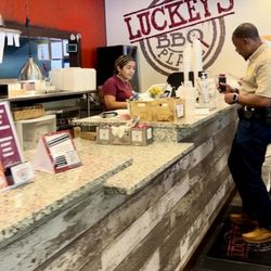 Luckey's BBQ Place