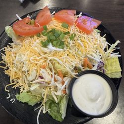 Buffalo Wild Wings - Side salad