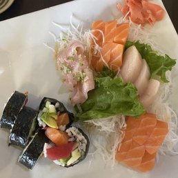 Houston Roll, Salmon, Yellowtail,