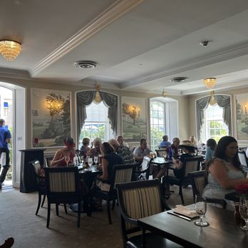 Club Wyndham Kingsgate - Inside dining room. - Resorts Near Me - Williamsburg, Virginia