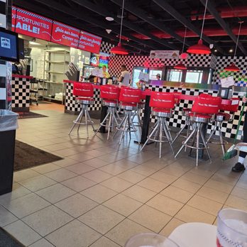 Nifty Fifty’s - Breakfast & Brunch Near Me - Newark, Delaware