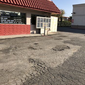 Valley Super Burger - Outside drive thru - Burgers Near Me - La Puente, California