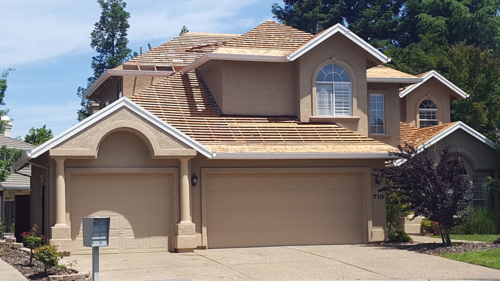 Slide of Carlos Galan Roofing