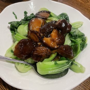 Apple Green Bistro - A Black Mushroom with Yu Choy - Chinese Near Me - Cupertino, California Apple Green Bistro - A Black Mushroom with Yu Choy - Chinese Near Me - Cupertino, California