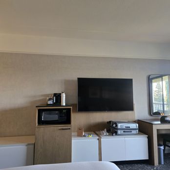 Hilton Stockton - Hotels Near Me - Stockton, California