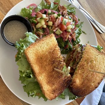 The Bread Pedaler - CLASSIC BLT* - Breakfast & Brunch Near Me - Lancaster, Pennsylvania