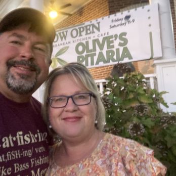 Olive's Pitaria - Now open ... Thursday, Friday and Saturdays. - Mediterranean Near Me - Cape Girardeau, Missouri Olive's Pitaria - Now open ... Thursday, Friday and Saturdays. - Mediterranean Near Me - Cape Girardeau, Missouri