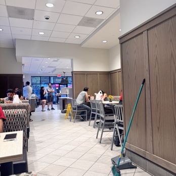 Chick-fil-A - Fast Food Near Me - Woodside, New York
