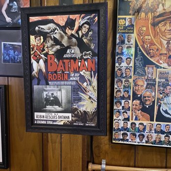 McCusker's Tavern - Decor 7 - Dive Bars Near Me - Philadelphia, Pennsylvania McCusker's Tavern - Decor 7 - Dive Bars Near Me - Philadelphia, Pennsylvania