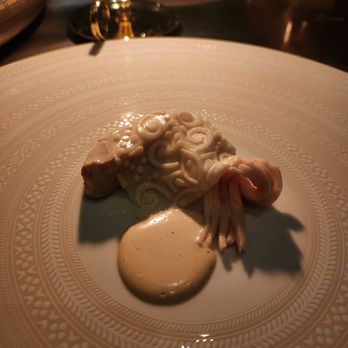 Alinea - New American Near Me - Chicago, Illinois